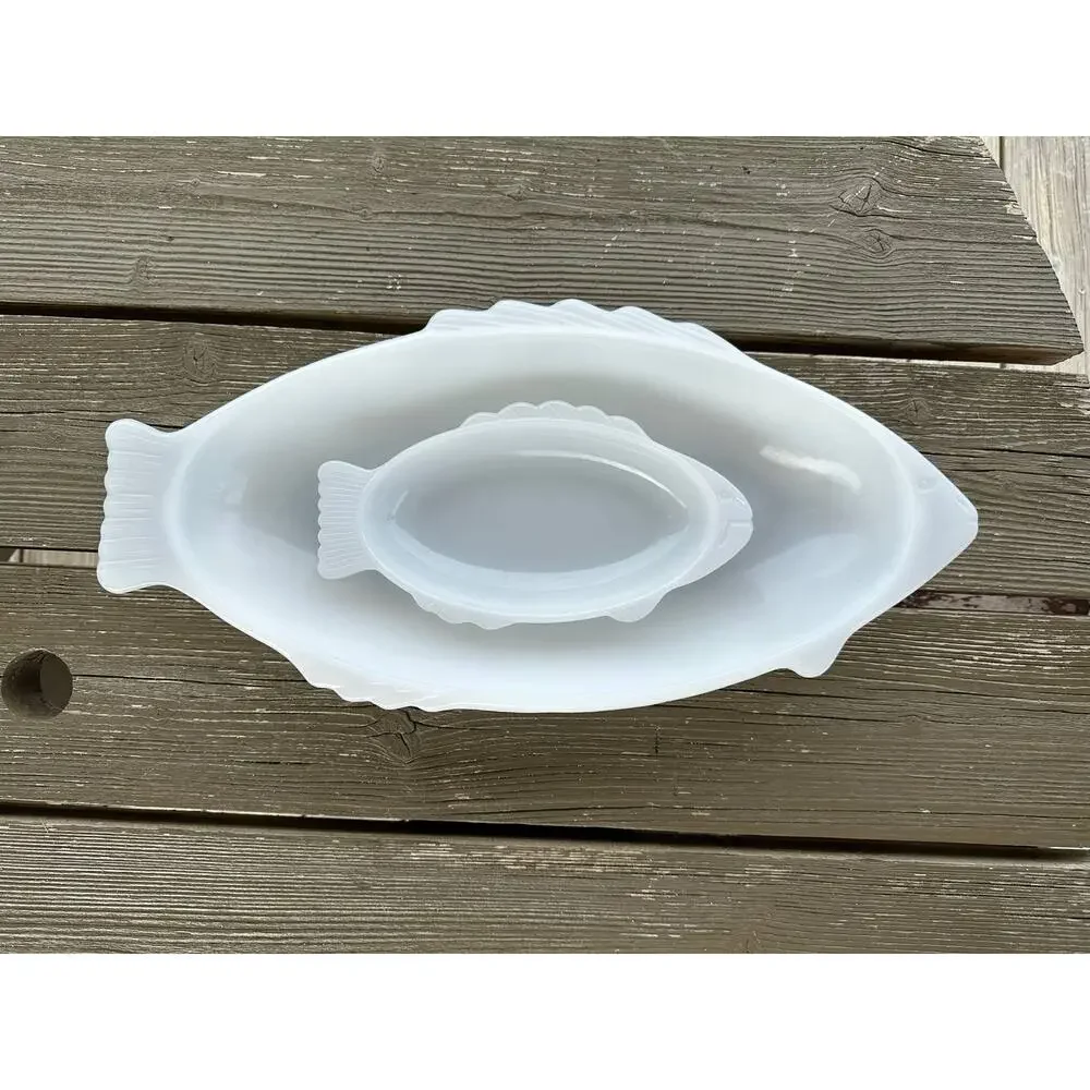Vintage Milk Glass Fish by Glasbake McKee, 9 inch Fish Shape Baker, Seafood Dish